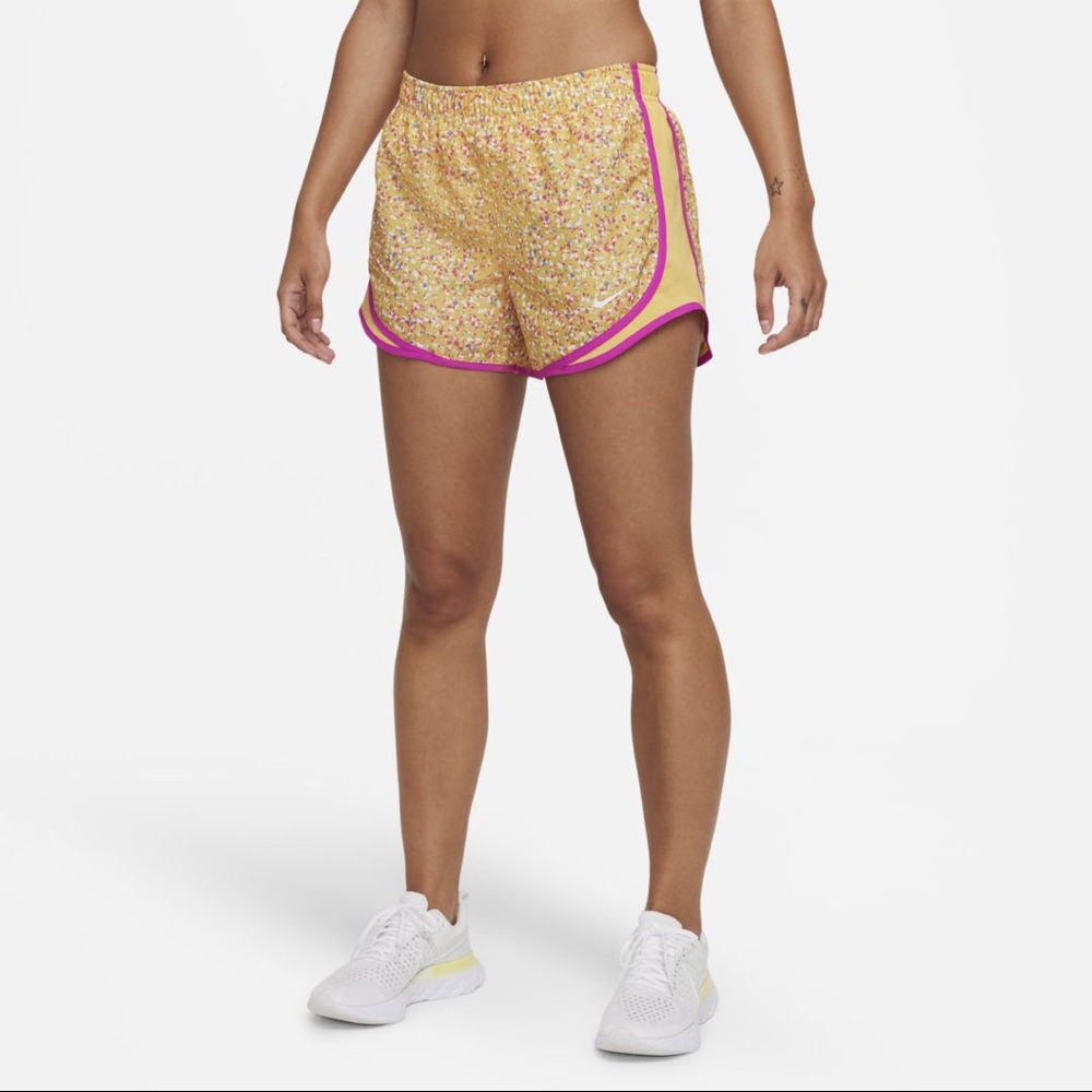 Nike Tempo Icon Clash Running Shorts